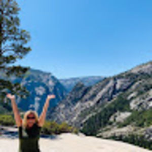 Meet your Posher, Lainie